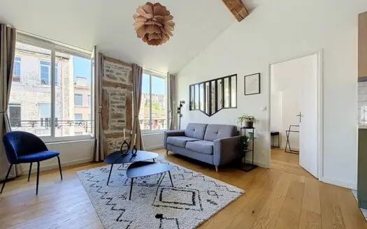 Appartement À louer 2 pièce(s) 44 m²