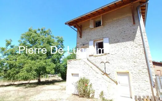Maison À louer  5 pièce(s) 104 m²