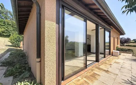 Maison À louer 4 pièce(s) 170 m²