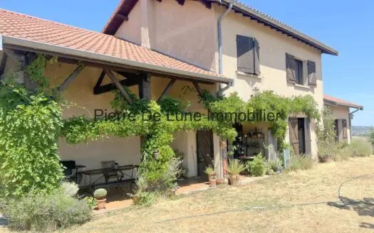 Maison À vendre  7 pièce(s) 180 m²
