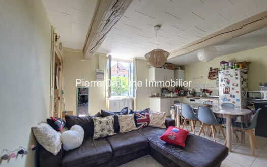 Appartement À louer  3 pièce(s) 56 m²